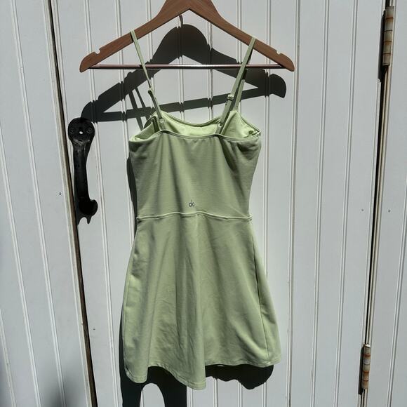 Alo Yoga Alosoft Courtside Tennis Dress Iced Green Tea Size XS EUC Extra Small - Picture 5 of 16